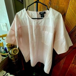 DKNY top